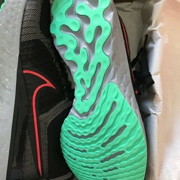 NEW NIKE React Infinity Run Flyknit 2 Running Shoe - Picture 12 of 12